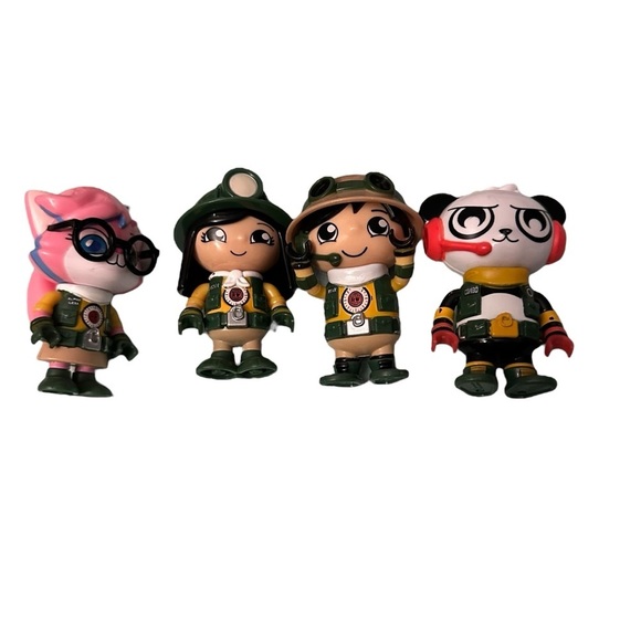 Ryan's World Lost City Action Lot of 9 Figures Set - Picture 3 of 5